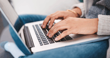 フリー保育士の自己評価・反省の書き方｜そのまま使える例文テンプレ集